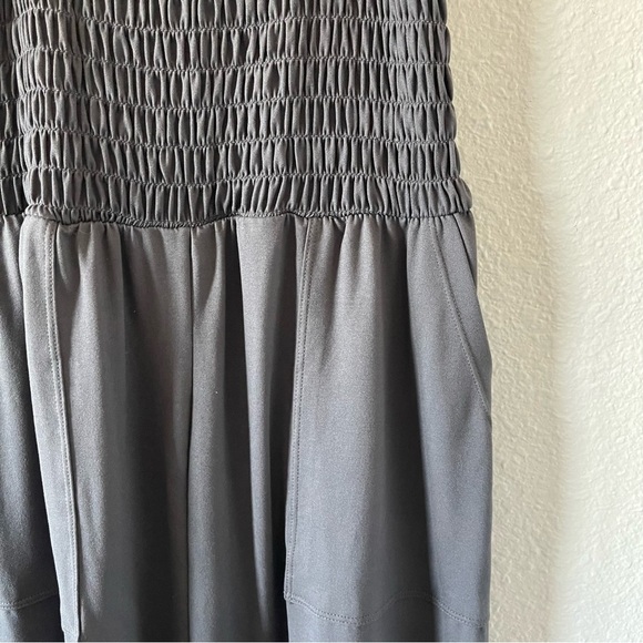 Rae Mode Womens Gray Smocked Top Wide Leg Sleeveless Casual Jumpsuit Size Medium - Picture 5 of 8